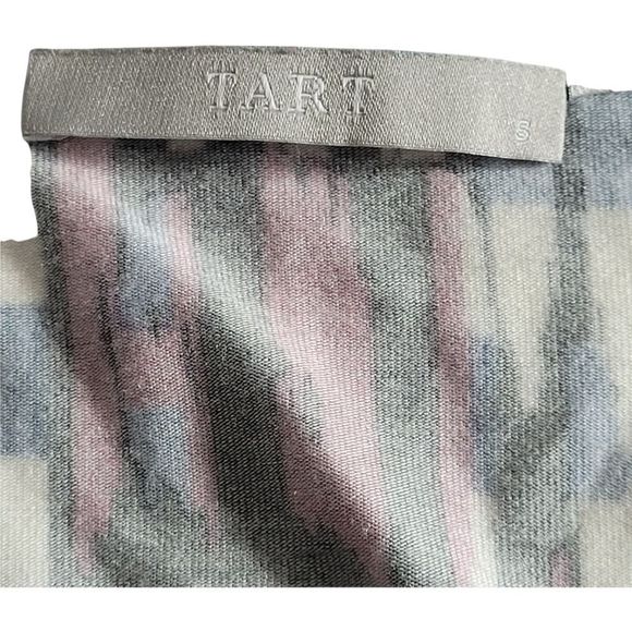 Tart Super Soft Jersey Dress with Multicolored Designs Small - Picture 13 of 14